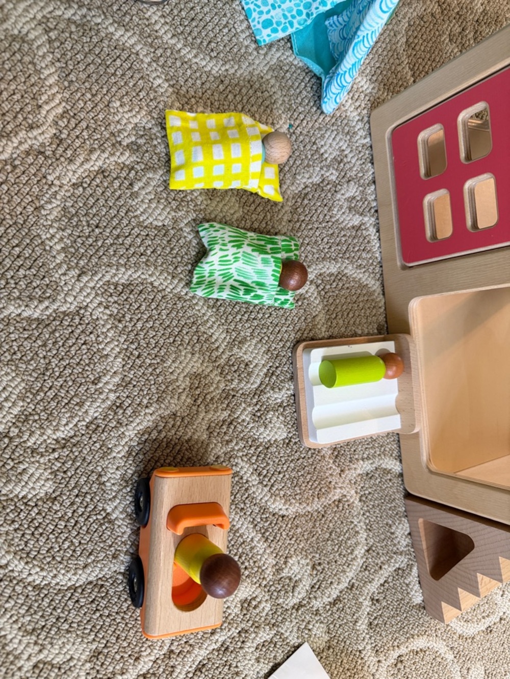 Lovevery Wooden Playhouse & Vehicle Set in Yellow and Teal - Picture 5 of 9